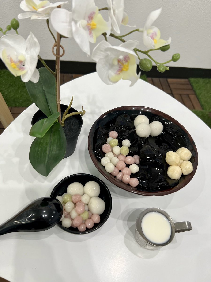 zerooneice's tweet photo. Student Special: Enjoy 15% Off Everything! 🎒📚 Make School Life Fun!
#boba #bobatea #bubbletea #milktea #smoothie #shavedice https://t.co/RpoZkdJ1Bh