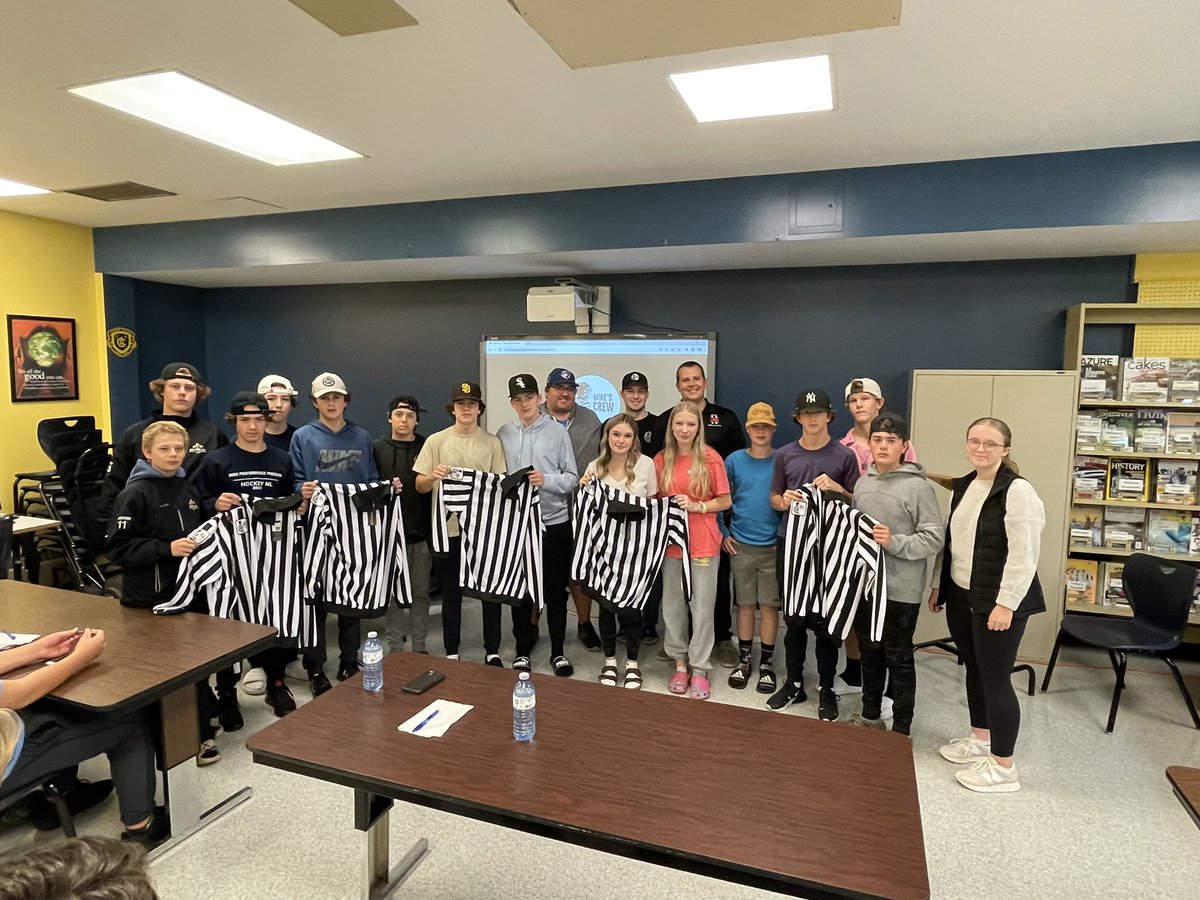 MikesCrewNL's tweet photo. Members of the Bay Arena Referees Assoc. and Ceebees Referees Assoc. received their Mike’s Crew jerseys. Our jerseys are making their way to the west coast of the island in the weeks to come! #MC47 🦓 https://t.co/mIIzSkbAcz