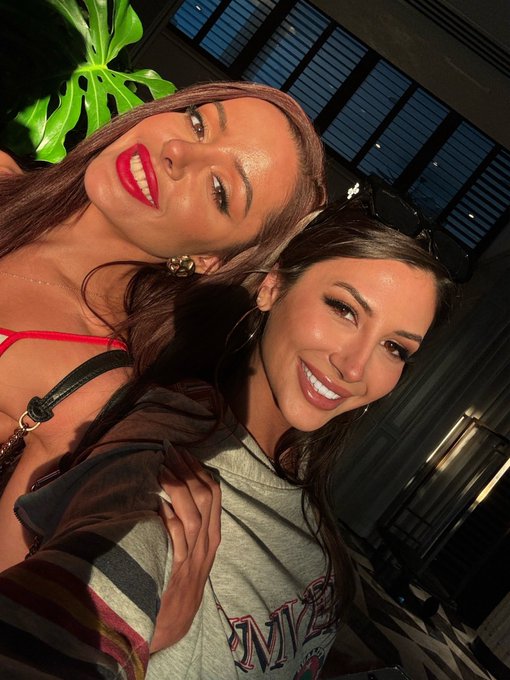 huge congratulations to the newest Vixen Angel @vannabardot !! welcome to the Vixen family we love you<a href="/tag/rarabgg"class="tags"><span>#rarabgg</span></a>