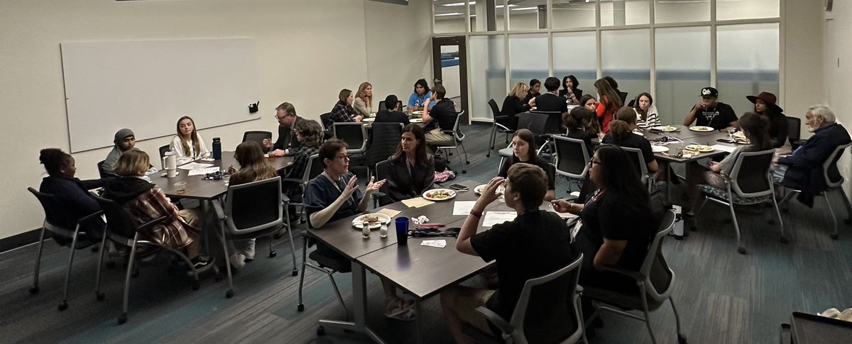 BVSDcolorado's tweet photo. Tonight the #BVSDYouthEquityCouncil sat down for a nice dinner with Board of Education members,  Superintendent @Dr_Rob_Anderson and Deputy Superintendent @DrLoradelaCruz1. #BVSDProud #BVSDisThePlacetoBe #ExcellenceThroughEquity https://t.co/rDHgCwabr0