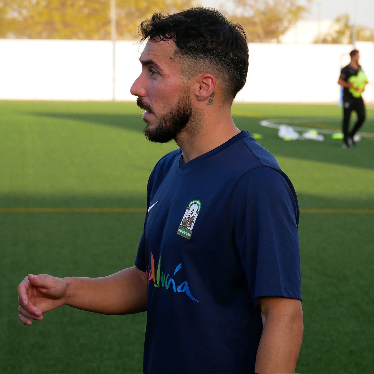 shotbyjmonkeys's tweet photo. Jugadores de #CFMotril en los entrenamientos de la Selección Andaluza en La Roda ( Sevilla ) https://t.co/FPByNrGwJ3