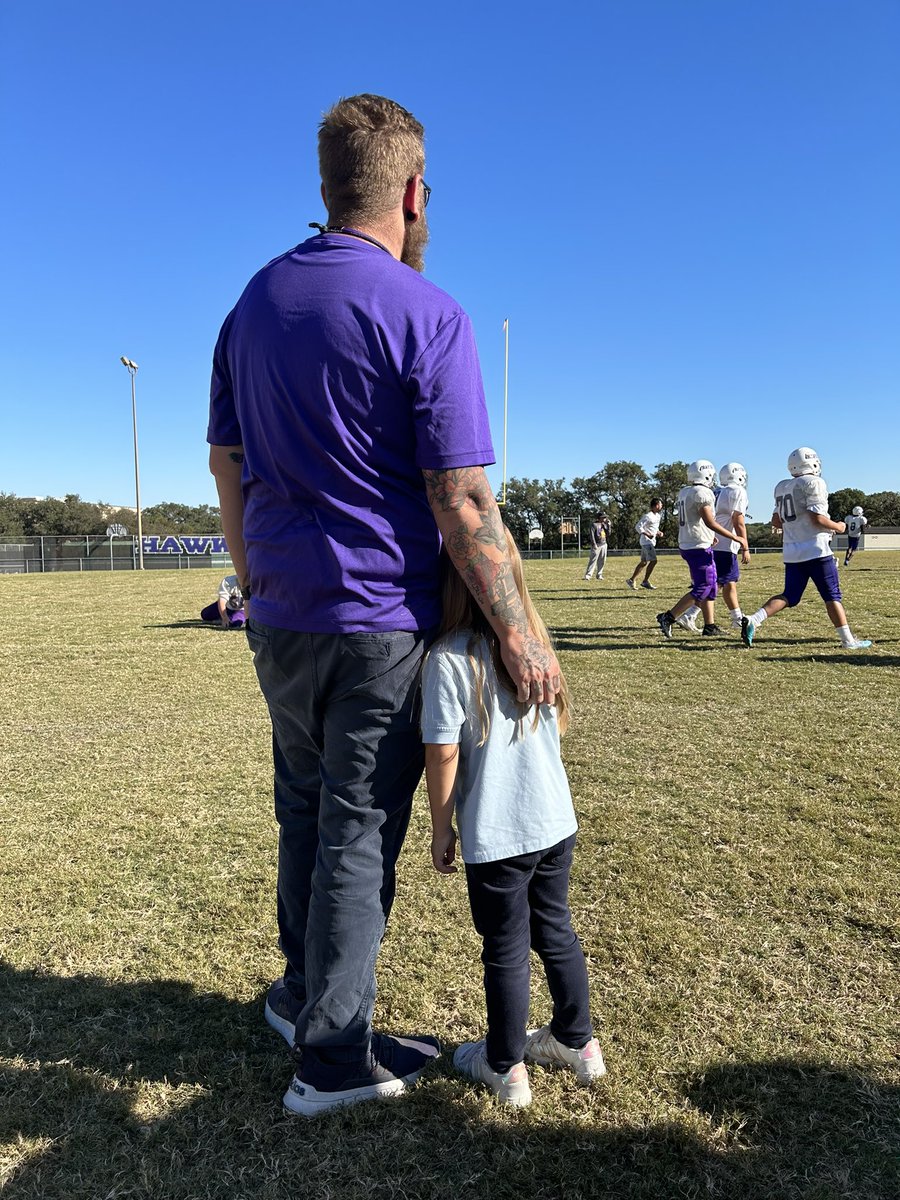 These two decided to take pictures of me and my daughter while she was upset during practice. Good men are built day by day. Compassion breeds positivity, which enables truly good acts. Thank you <a href="/JaydenFelician0/">Jayden feliciano</a> and <a href="/uriahdhernandez/">uriah</a> for this memory. Love you guys.
