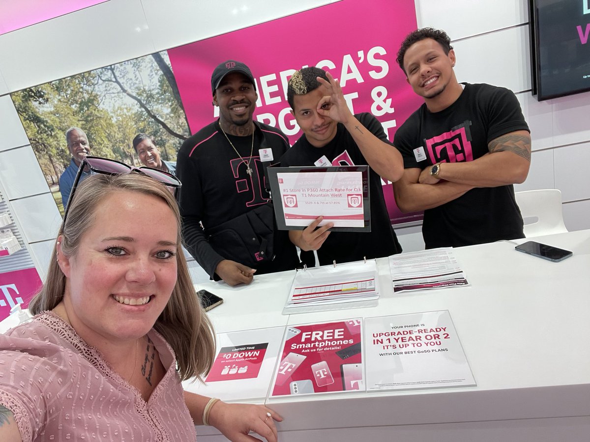 amymoore0187's tweet image. Recognizing the #1 store in P360 attach rates for all of T1 Mountain West for Q3 out of the Sacramento district!! Amazing work to this team!! @LeslieJohn214 @jamie_woodruff9 @MichaelThinger #assurant #tmo #protection360