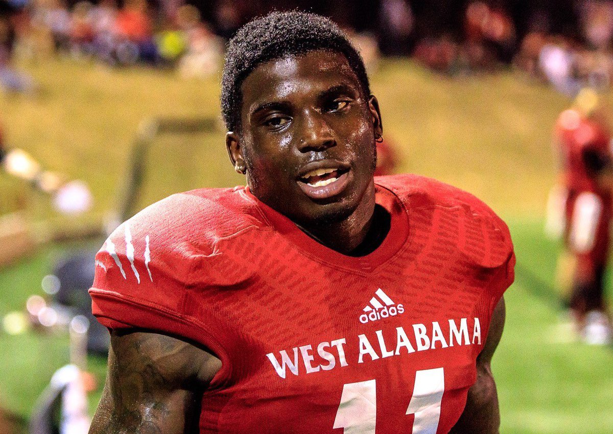 West Alabama Offered 🔴⚪️ <a href="/Steve_Sisa/">Steve Sisa</a> <a href="/Coach_Buckley11/">Slade Buckley</a> <a href="/uwa_football/">West Alabama FB</a>