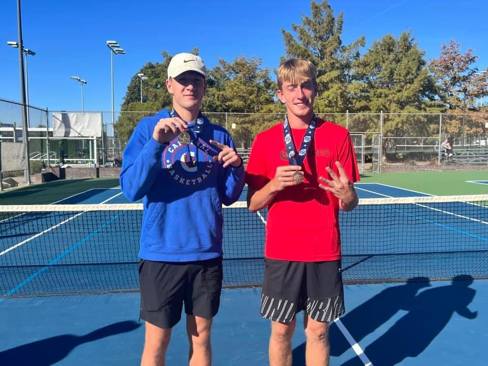 CreteBoosters's tweet image. CONGRATS to…
🎉  AIDAN STATE CHAMPION AND TRACE 4th 🎉
Way to represent Crete!  Proud of you!  #gocards