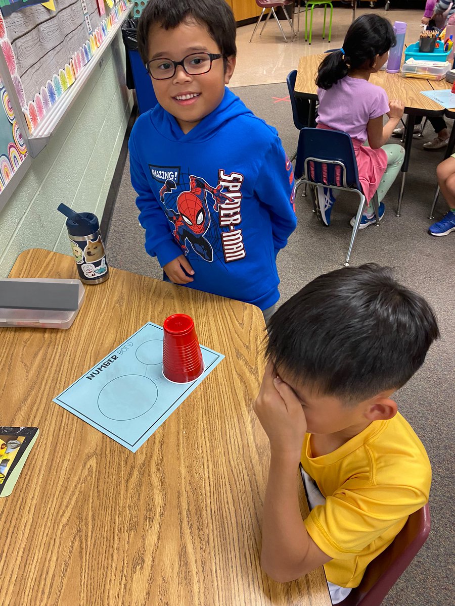 Mrs. Thompson tweet media