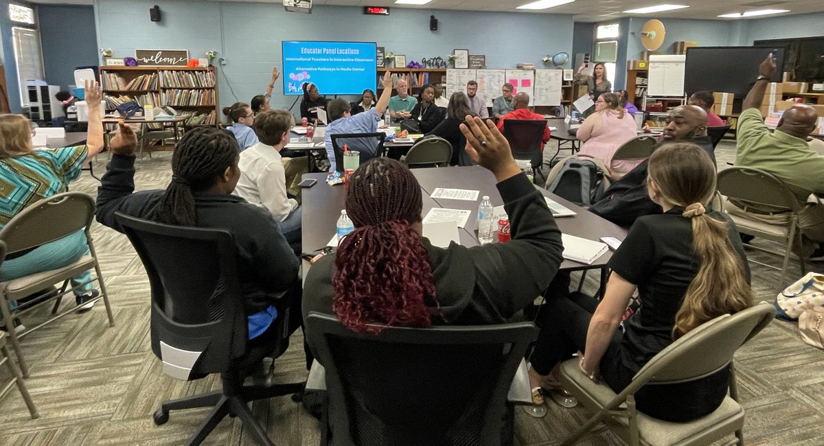 When they say it takes a village. I love how our Rock Hill educators show up for each other. Take a look at our panel of experienced Ts dropping some knowledge with our 1st and 2nd year Ts. ❤️ That network is #rocksolid  <a href="/RockHillSchools/">Rock Hill Schools</a> @RockHillSchJob #teach