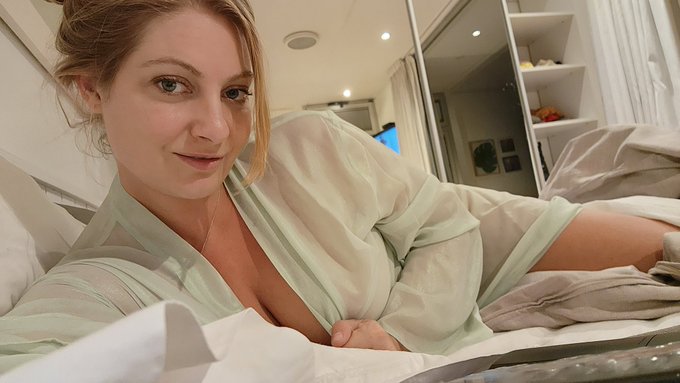 I live for getting into bed early https://t.co/Nj7jjXwy7A<a href="/tag/myfreecams"class="tags"><span>#myfreecams</span></a>