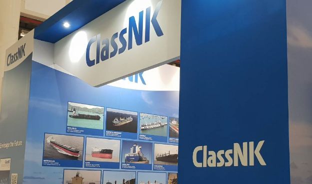 OE_greenmarine's tweet photo. ClassNK: 80 million gt of zero-emission ships needed annually by 2040 to meet IMO targets https://t.co/CU6fD0RrsR #maritime #decarbonization #imo2050 #cleanfuels #energytransition #shipping https://t.co/z0zv7G3RGu