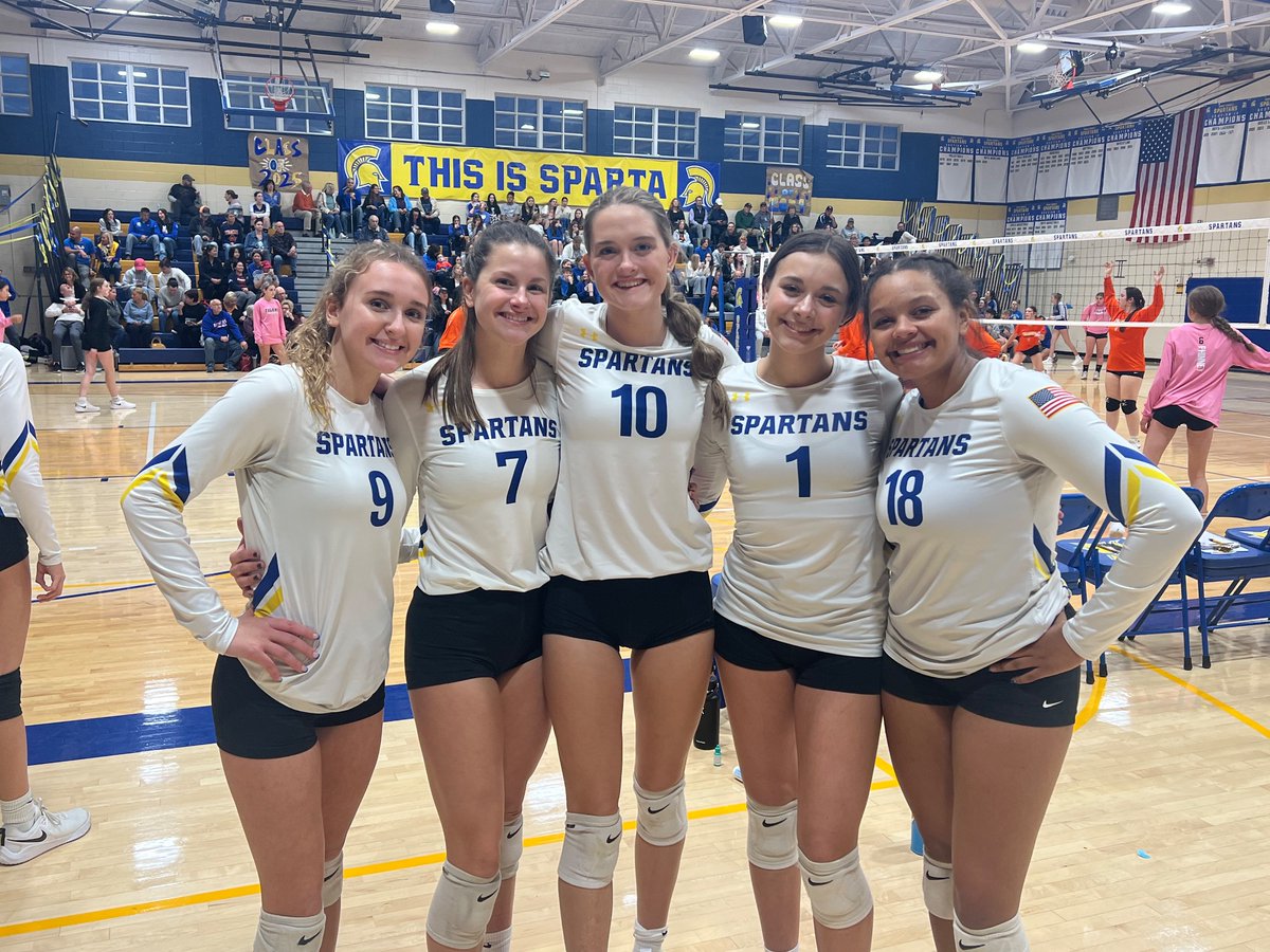 Senior Night <a href="/MECSDSpartans/">Maine-Endwell</a>  - Nice Win for the SPARTANS 💪. Keep it going <a href="/MECSDathletics/">Maine-Endwell Athletics</a>!