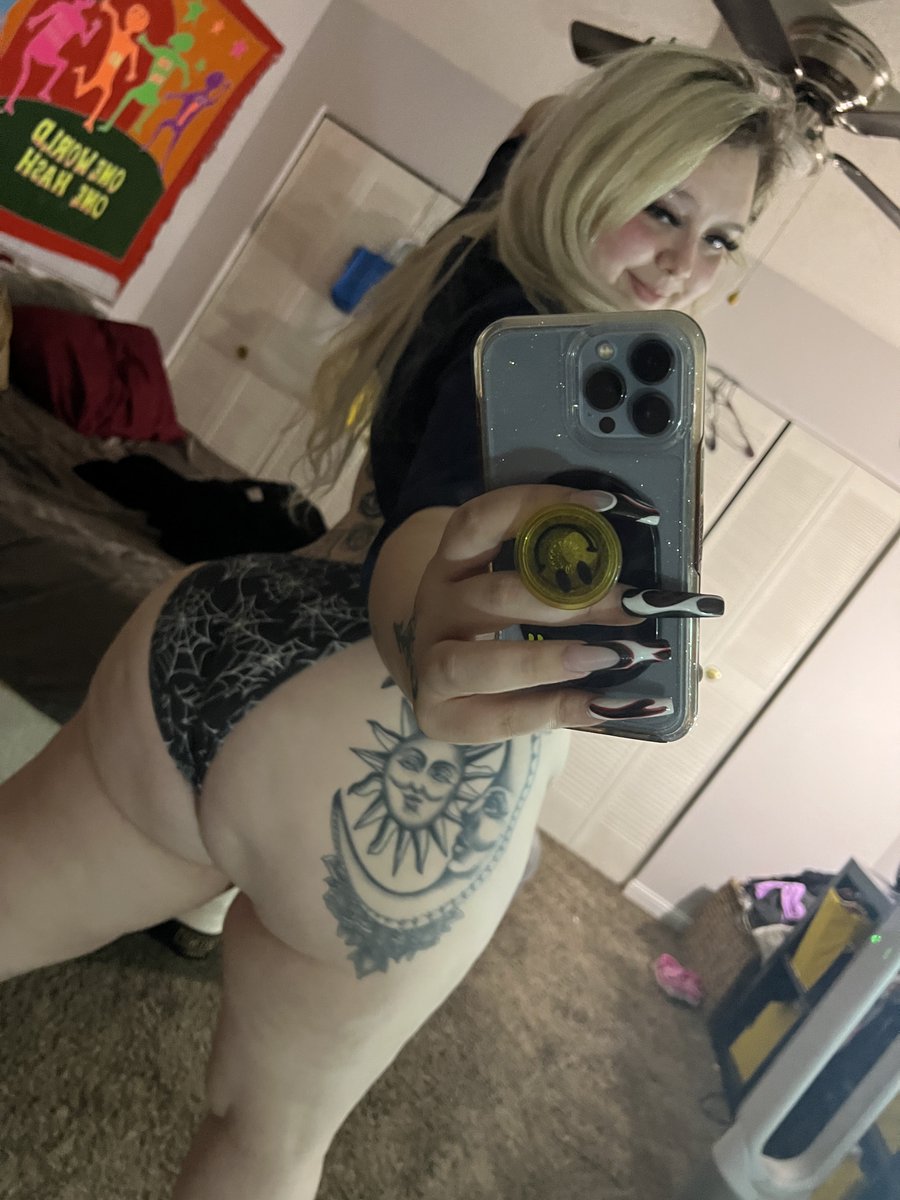 when i post i think of you daddy onlyfans.com/acaciamakayla22