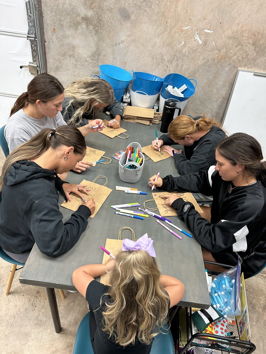 OC Softball tweet media