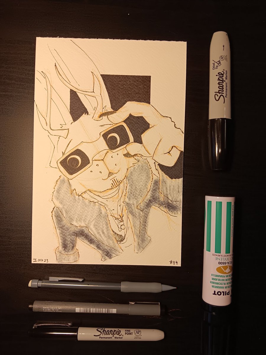 Magic_Tuba_Pix's tweet photo. #ink23
So I got to see the solar eclipse (with glasses ofc) while at the Ren Faire and I wanted to commemorate that with the day's inked piece
God it was cool https://t.co/t3HxqJimdw