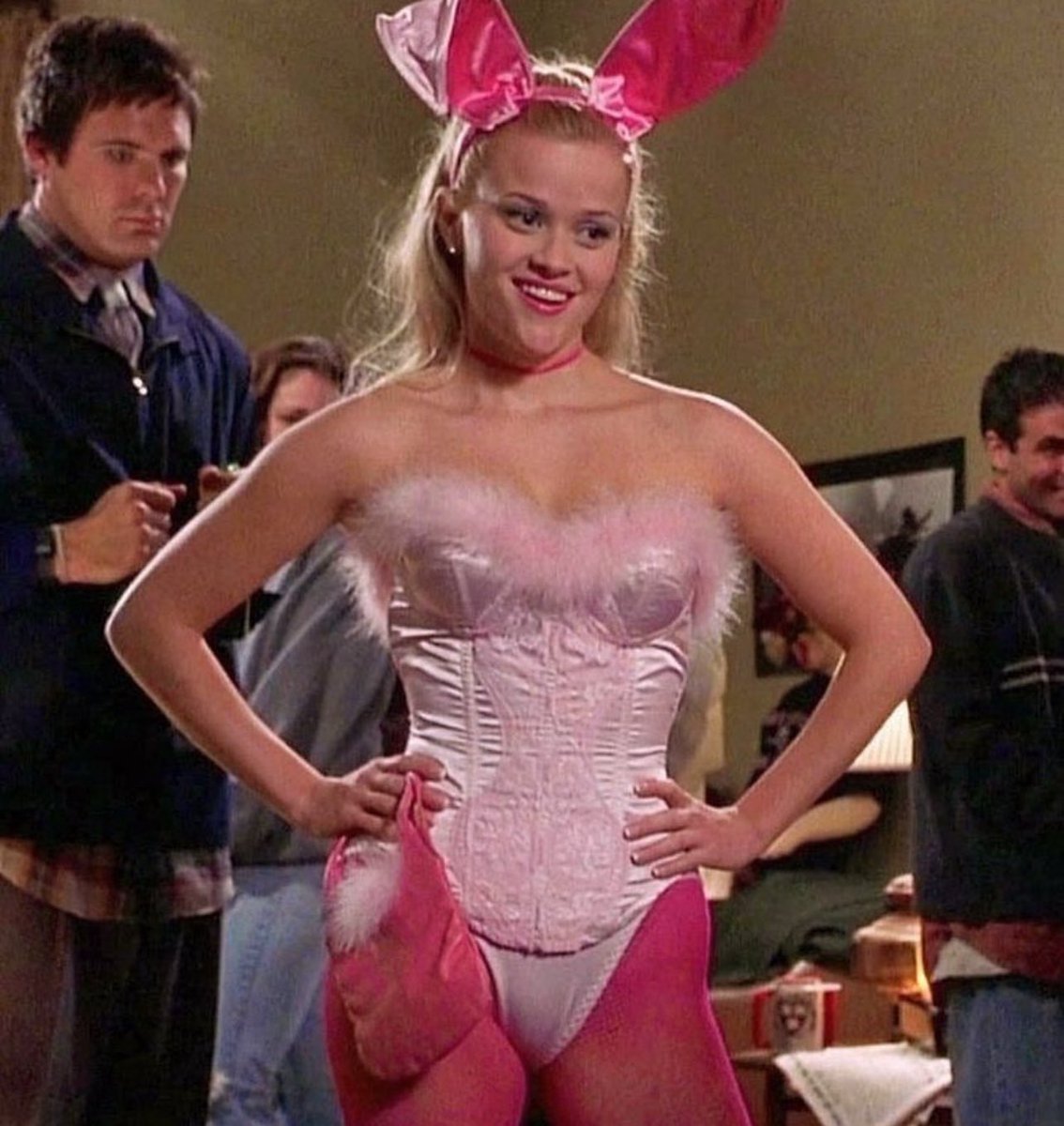 devonleigghh tweet picture