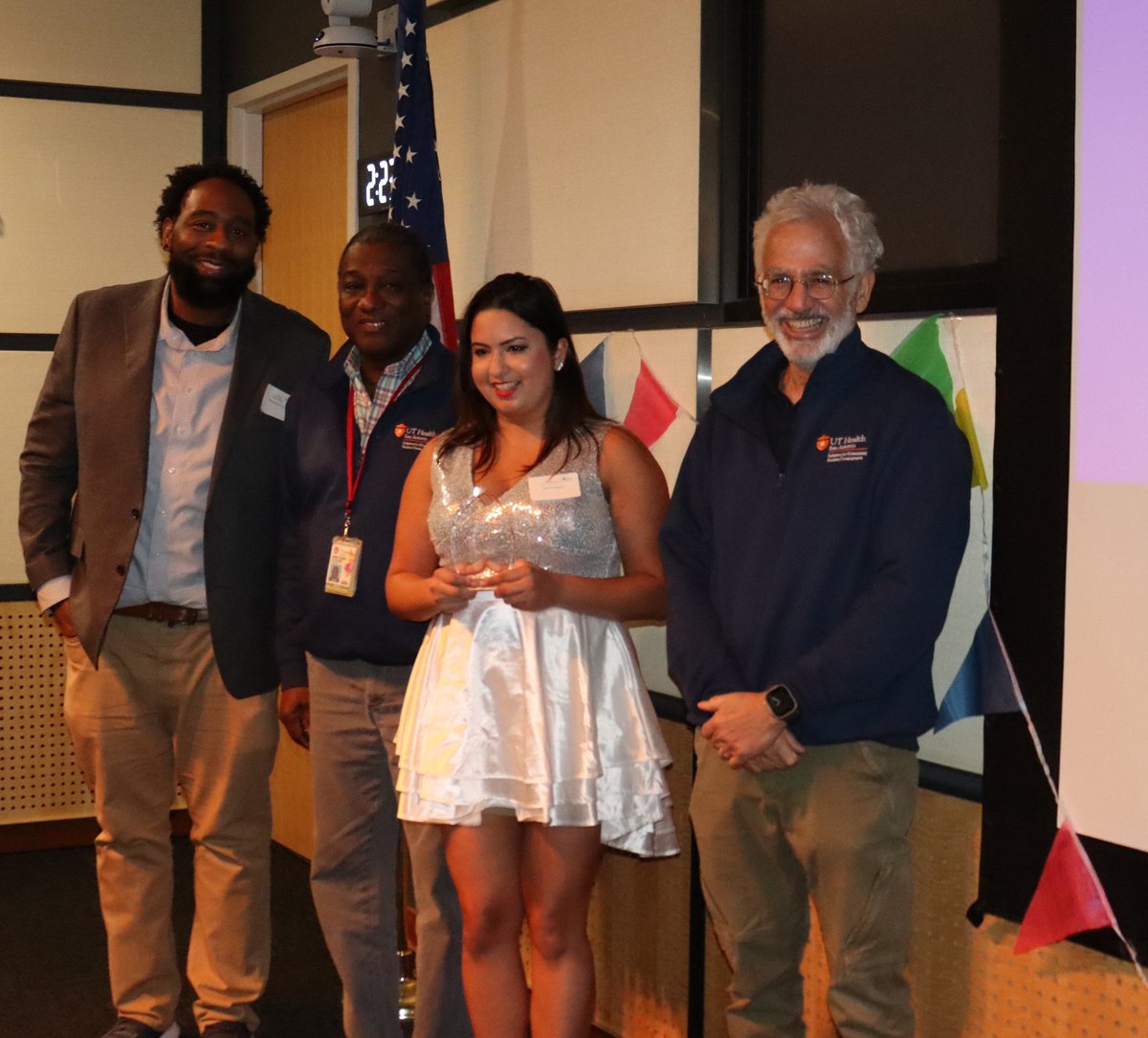 KarenALindquist's tweet photo. I am proud to announce I have been selected as this year's IMSD student of the year.   It's been an eventful and productive year, notably, I've secured my first source of funding and gave my first plenary lecture at a conference! I am so greatful for the mentorship I've had https://t.co/niaWqe1l58