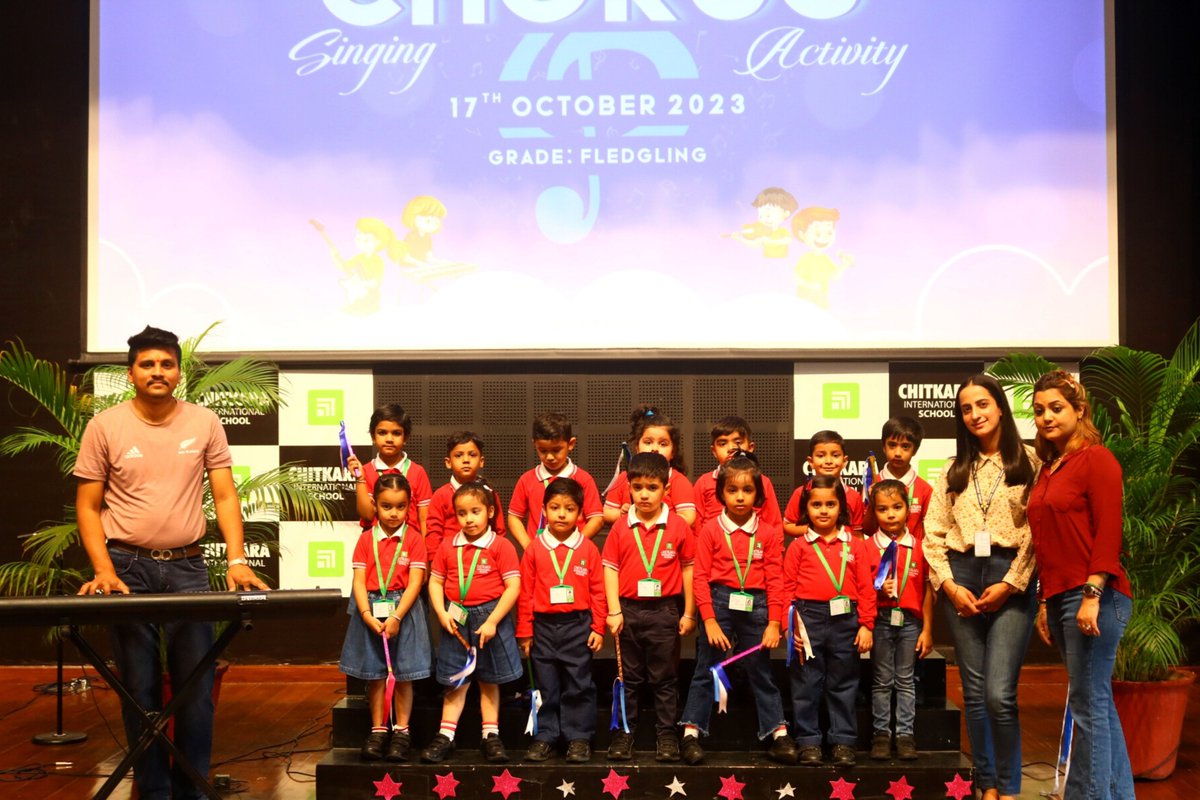 chitkara_school's tweet photo. Chitkara International School, Panchkula, proudly hosts a mesmerising "Chorus Singing" event for the adorable tiny tots of Fledgling

-
#CIS #Singing #Chorusgroup #Songs #Kindergarten #Activity #classactivity #event #ChitkaraInternationalSchool https://t.co/fBtskPo8Os