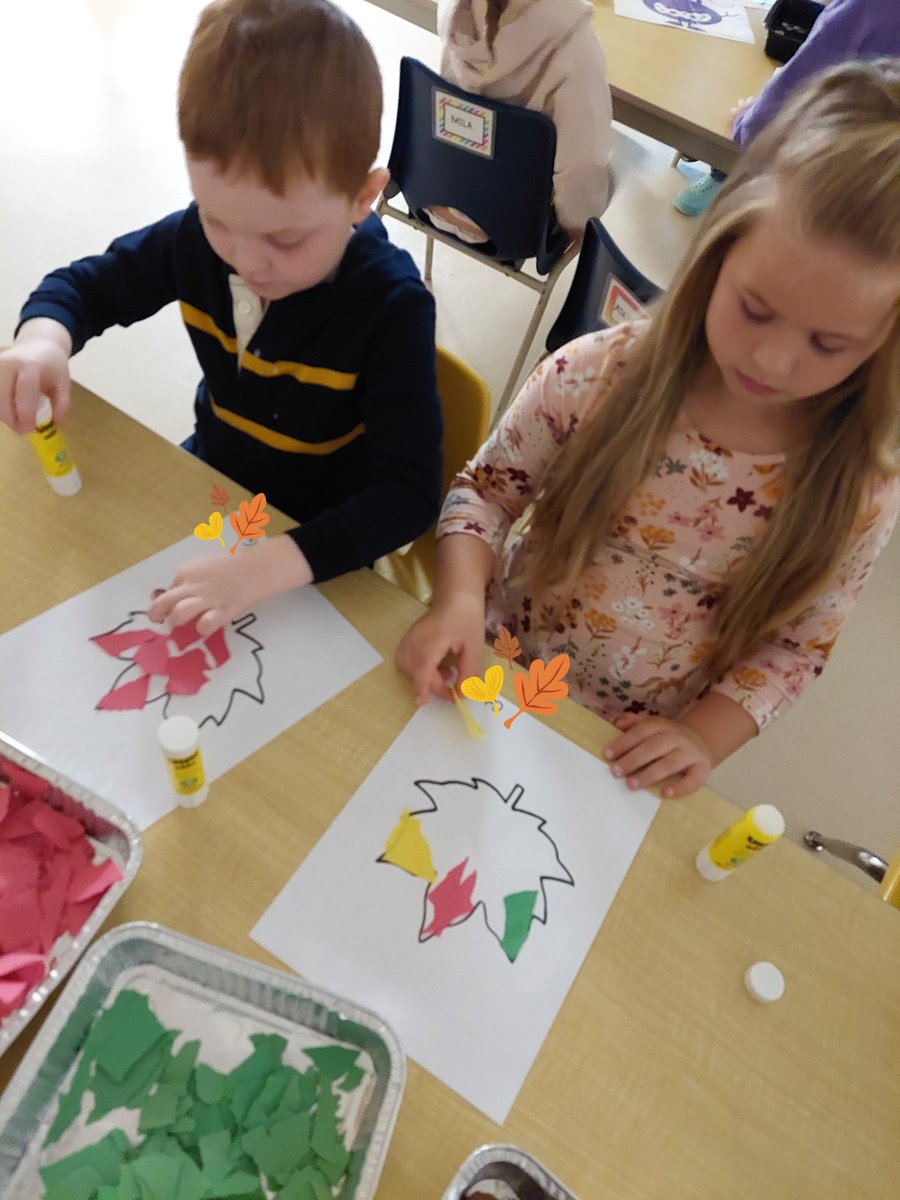 This week in Kindergarten, we are considering the following inquiry: "Why do leaves change colour in the fall?" We are also working on creating a vibrant leaf to go with our seasonal inquiry. <a href="/hfcatholic/">Holy Family Catholic Elementary School</a>