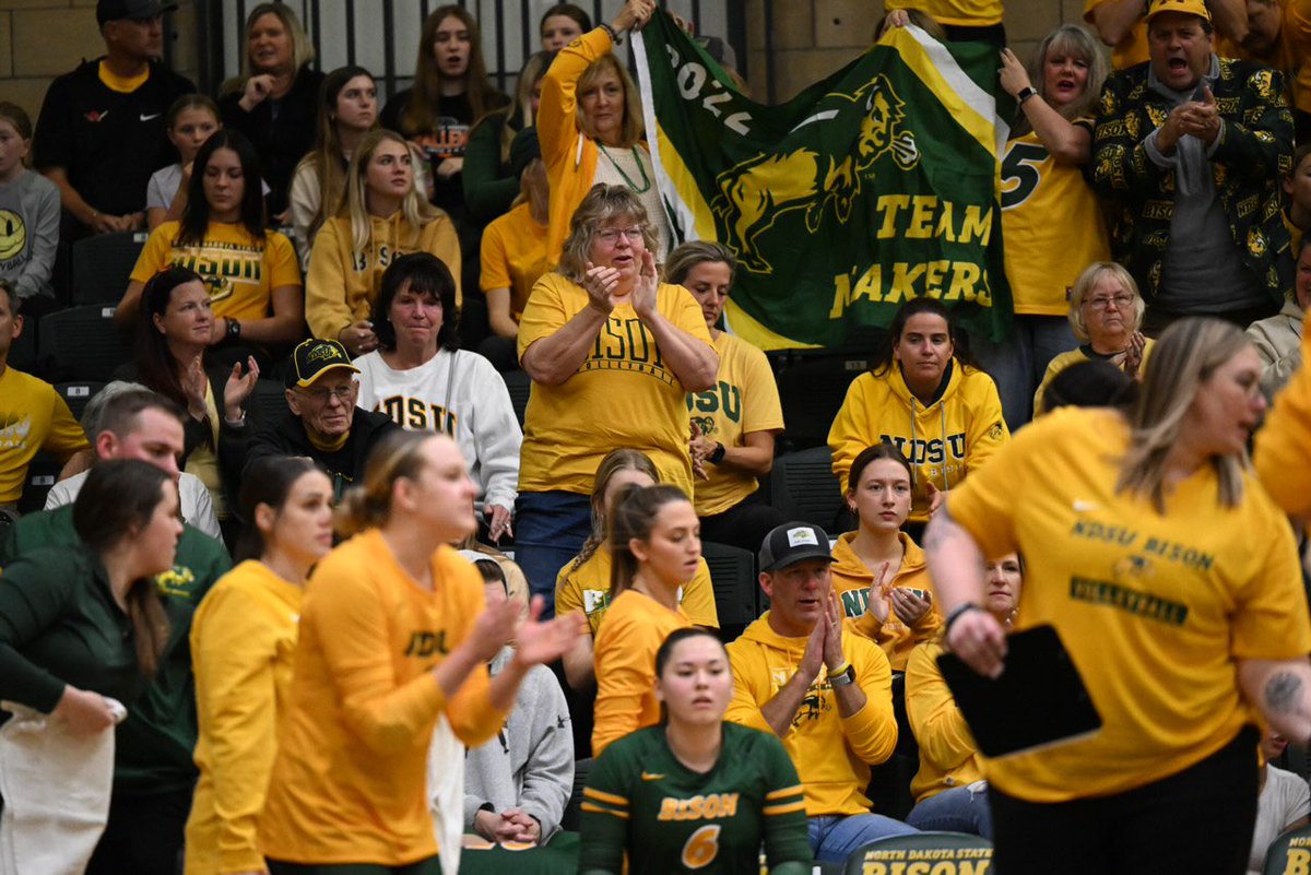 NDSUvolleyball tweet picture