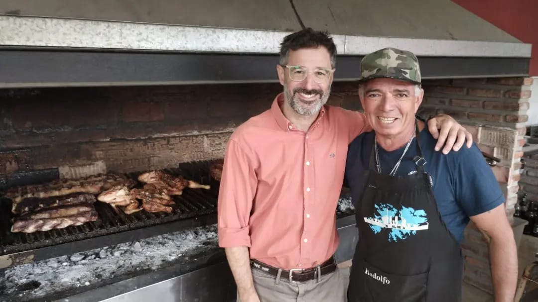 Junto al intendente <a href="/lucas/">Lucas Maldonado</a>.ghi visitamos el Centro de Veteranos de Guerra de Morón ❤️ y compartimos un hermoso encuentro con nuestros vecinos héroes de Malvinas

#MalvinasNosUne
#MalvinasArgentinas