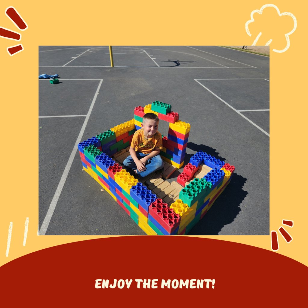 Sometimes it's nice to sit back and enjoy the moment!  Who doesn't like seeing smiles at school!  #theceresway