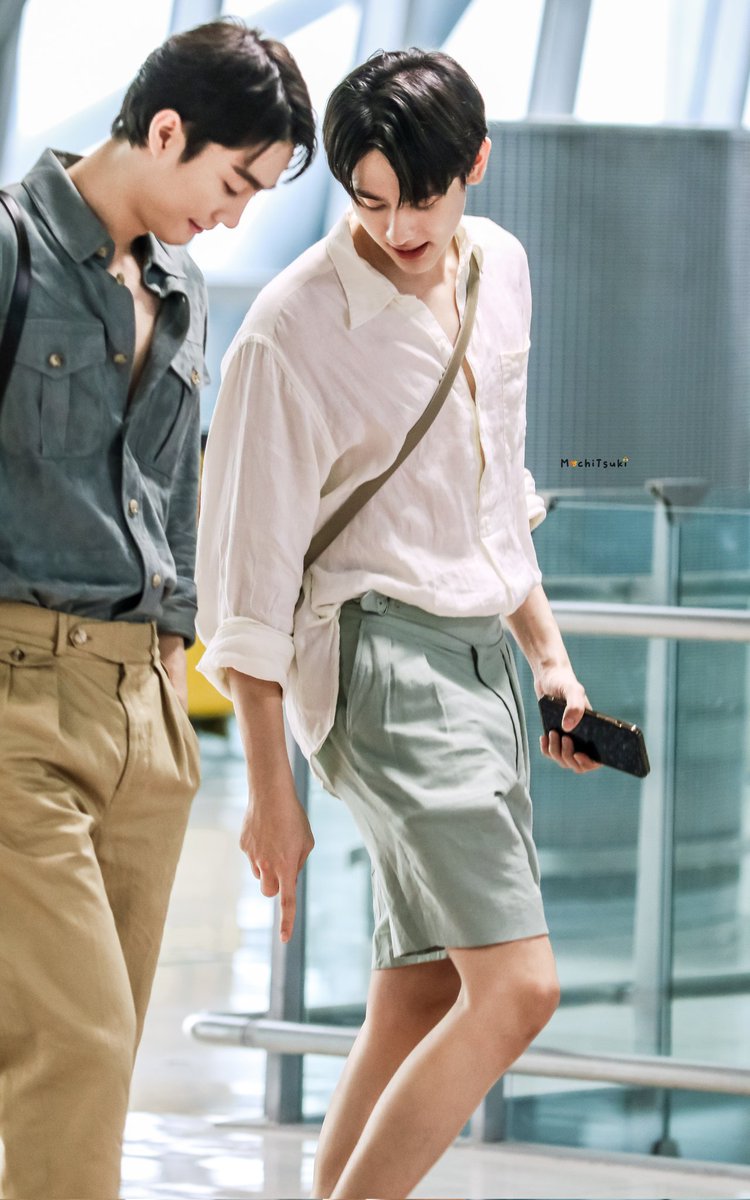 231018 - BKK ✈️ SIN
#RalphLauren 

How cute 🥺🫶

<a href="/fforcejs/">ฟอสสึมิอาจแทนคุณได้</a> <a href="/kasibook/">กษิบ๊อง (ปลูกผลเขือเทศ)</a> #ฟอสบุ๊ค
#fforce_ #kasibook #forcebook 
#RalphLaurenSG #RLPurpleLabel