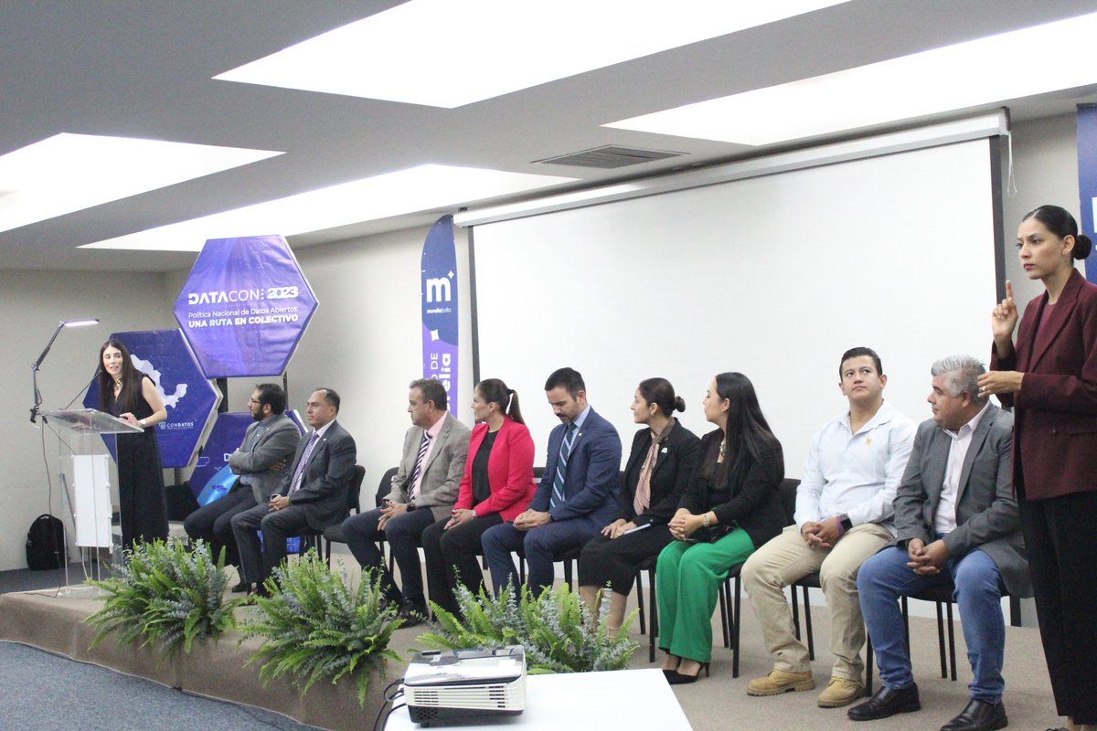 IMAIP_oficial's tweet photo. ✔️🔓Concluyó la #DATACON2023 celebrada en #Morelia. Nos llevamos importantes reflexiones en esta jornada y compartimos conocimientos y perspectivas acerca de la agenda de #DatosAbiertos en el país.
#AbramosMéxico🇲🇽 #InformaciónEsPoder⚡️ https://t.co/sqZ53R70ZL