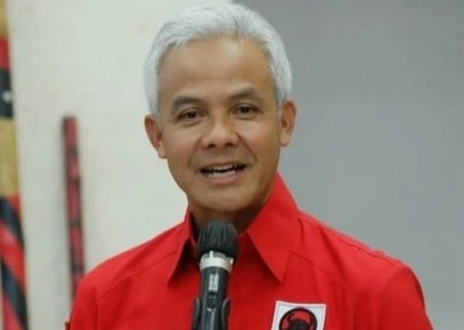 most1058's tweet photo. Dewan Pimpinan Pusat (DPP) PDIP akan mengumumkan cawapres Ganjar Pranowo pada hari ini Rabu (18/10). Sejauh ini kabar menyebut sosok cawapres itu berinisial M.
#MostUpdate1058
#MostElectionUpdate1058 https://t.co/R4LEoTP0ib