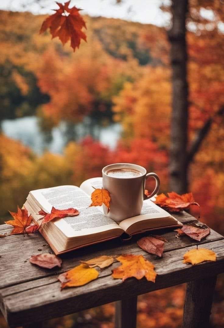 Καλημέρα φίλοι μου! Χαρείτε το πρωινό σας,τα υπέροχα φθινοπωρινά χρώματα,την ψιλή βροχούλα με μια κούπα ζεστό καφέ και ένα χαμόγελο.