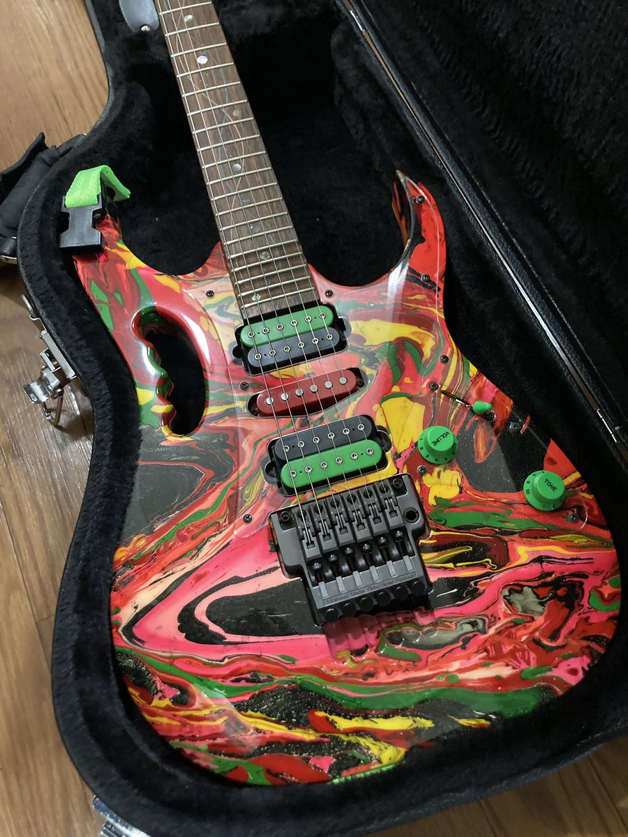 Guitarman 1kawa@ν.Multicolor tweet media