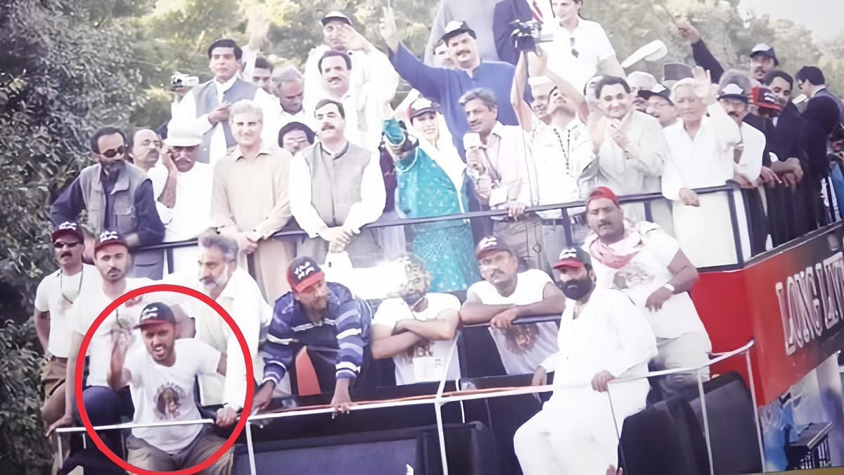 A_B_Raees's tweet photo. On October 18, 2007, I have an unforgettable images of my late #father, #Hanif_Raees, serving dutifully as a Janisar e BENAZIR, standing on the truck of our courageous leader, Shaheed Mohtarma Benazir Bhutto.
#SalamShuhadaeKarsaz https://t.co/jqXJmfWltU