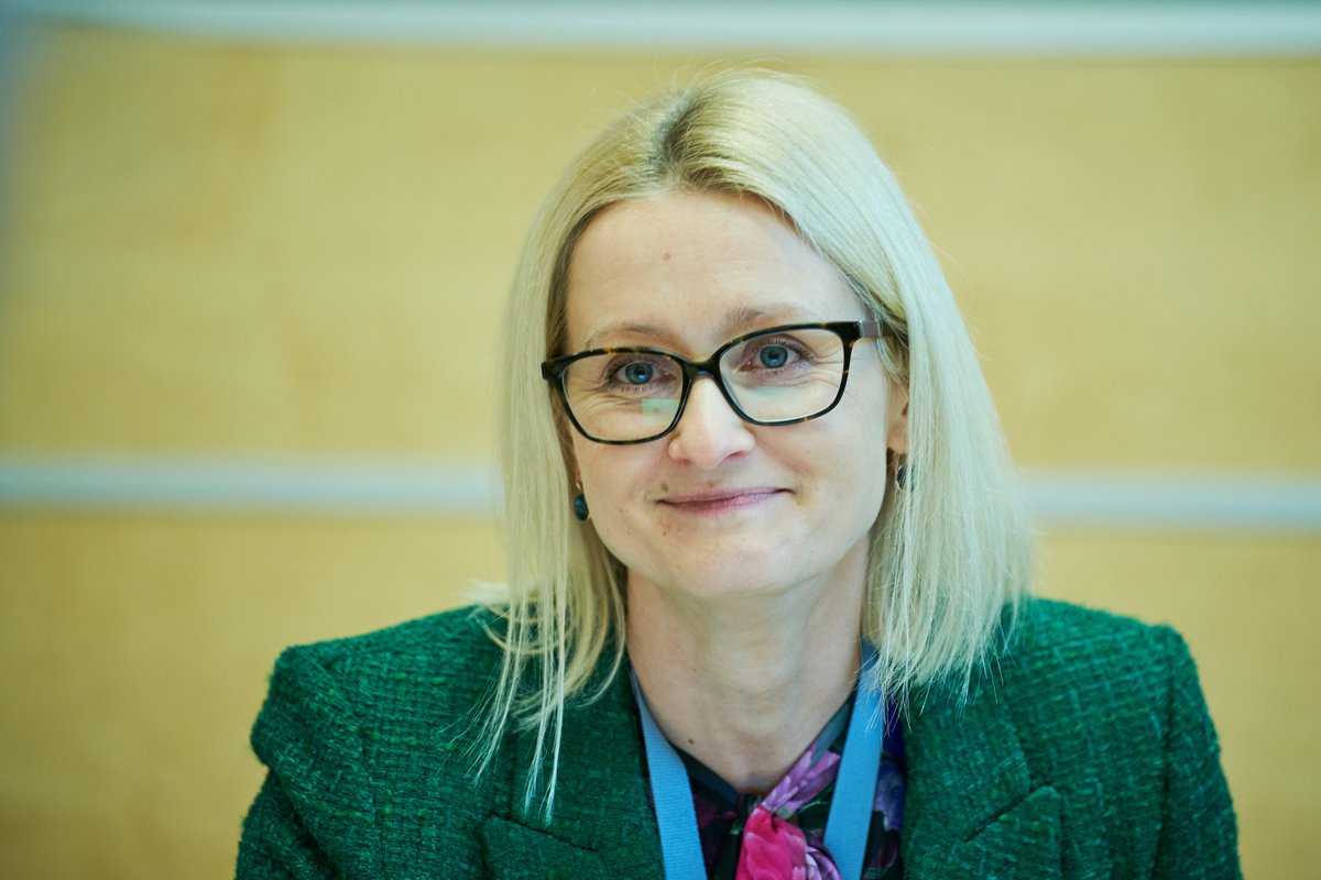 <a href="/osi_lv/">Latvian Institute of Organic Synthesis</a>  Zinātniskā padome vakar par OSI direktori ievēlēja līdzšinējo OSI direktora vietnieci Daci Kārkli.
↪️osi.lv/par-latvijas-o… 
Sveicam Daci Kārkli ar jaunajiem pienākumiem un vēlam veiksmi!