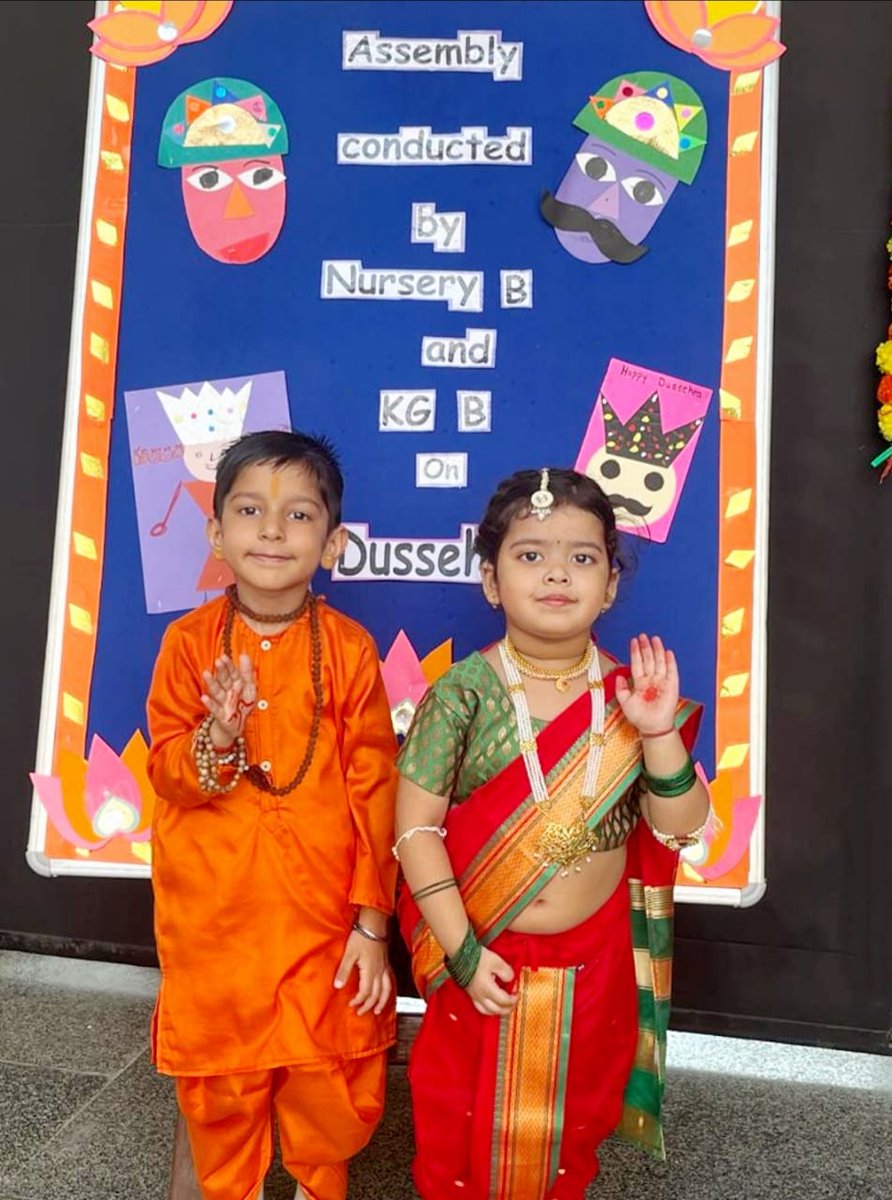 SchoolGyanshree's tweet photo. The Pre-Primary Wing at Gyanshree School celebrated Dussehra with great eagerness and joy. Shreeyans came dressed in colourful Indian traditional attire.
There was a Special Assembly in which Shreeyans of KG presented a skit in Hindi on the story of Ramayan. https://t.co/IIBSifzmdm