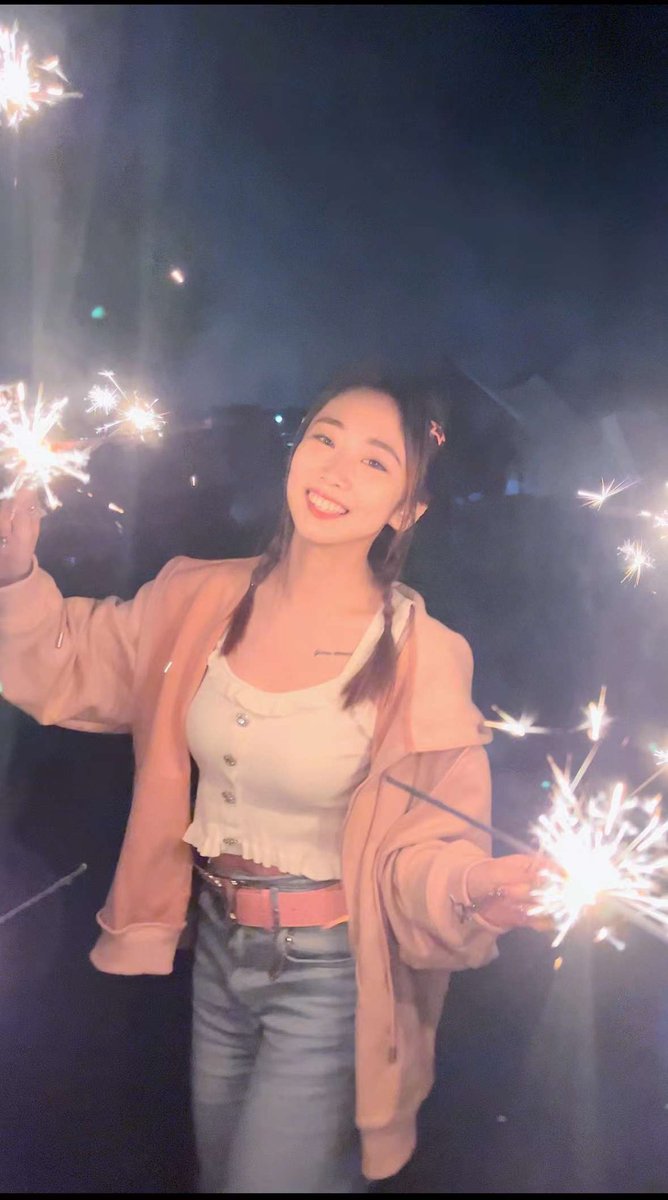 MSteins_Gate's tweet image. “此刻你原本的样子 便是最珍贵的存在”❤️
 #HBDKidult 🎂