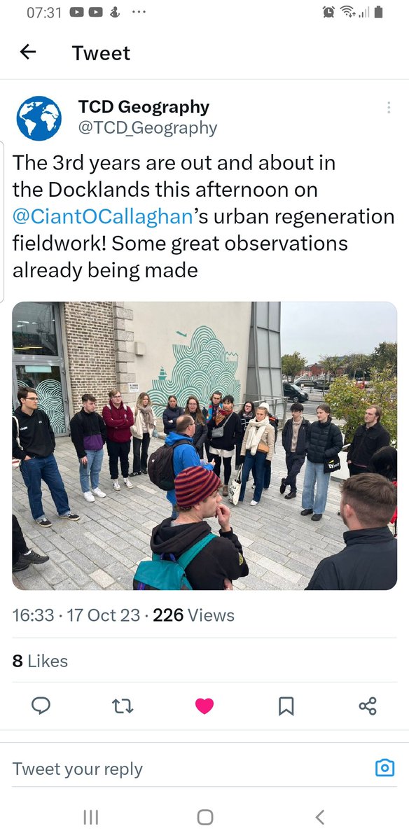 Wonderful to see all this #fieldwork going on in the @TCD_NatSci! So important to get our students out into these spaces to illustrate how importantly #geographymatters to so many of our #societalchallenges