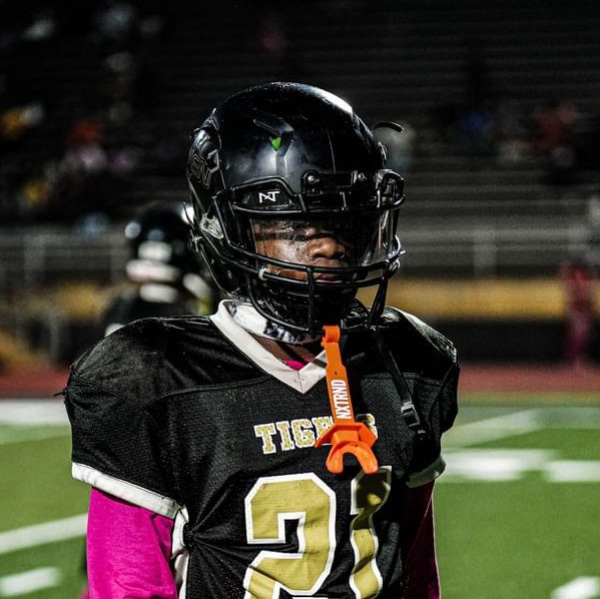 2028Drew's tweet photo. Go to war with my brothers tomorrow for the CITY CHAMPIONSHIP vs Bellevue at Crump stadium @7 @SaulsberrySr @jmgreene7 @Cheetahu7v7 https://t.co/ynseckWFeS