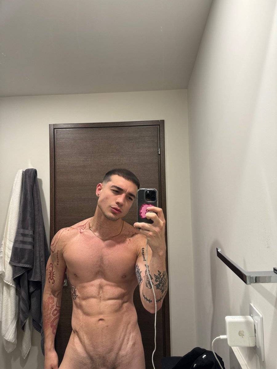 GrPepe's tweet photo. Y si nos comemos a besos?

https://t.co/8Tzm971byg https://t.co/r7Zi8Fsik1