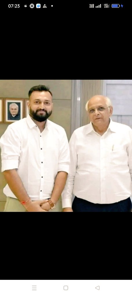AnilJethva6's tweet photo. ચોરવાડ શહેર ભારતીય જનતા પાર્ટીના પ્રમુખશ્રી @ManthanDabhi2 ને જન્મદિવસ ની ખુબ ખુબ શુભકામનાઓ....
જય સોમનાથ 🙏
@CRPaatil @ratnakar273 @Bhupendrapbjp @mansukhmandviya @Bhagabhaibarad @mrpithiya @dr_vaghasia @Vishalvora29991 @Kiritbhai_Patel @DeepakKachhela
#PankajModi https://t.co/J4mXnA63y4