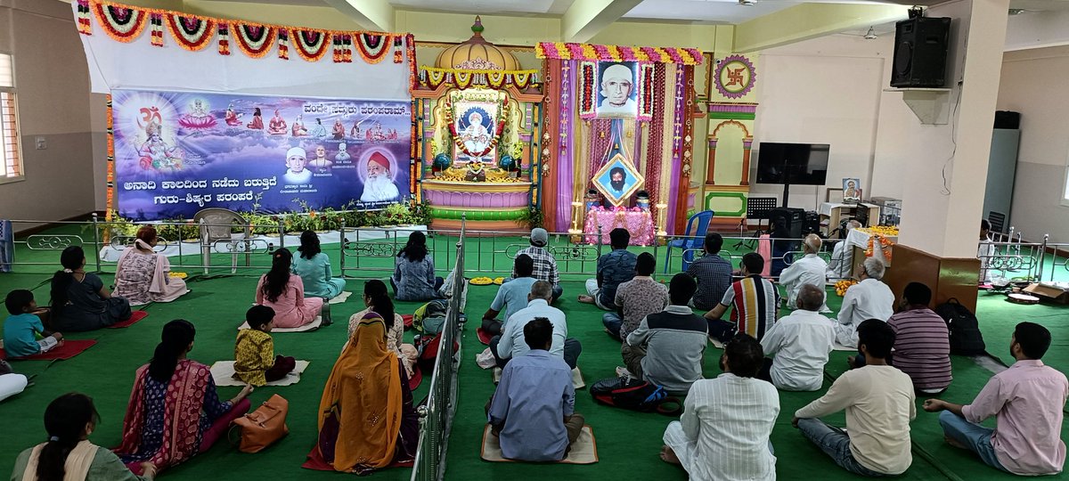 AshramBlr's tweet photo. Disciples of Sant Shri Asharamji Bapu have enthusiastically celebrated #AtmaSakshatkarDiwas of Pujya Bapuji.
Nationwide Celebration was done by #Ashram #Bengaluru too on 16.10.23 for Spiritual Awakening &amp; enlightenment.
Glimpses of #60thSelfRealizationDay.
https://t.co/XfGhCzuija https://t.co/d6Rx2Ou7EL