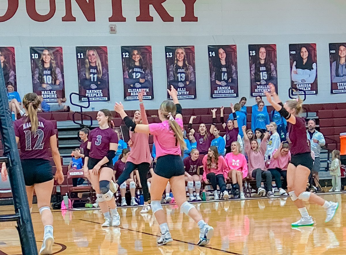 Varsity wins a big match over Lake Creek tonight!!! 

Freshman A walks away with the W and JV put up a hard 3 set fight!! 

Proud of our Bulldogs!!!