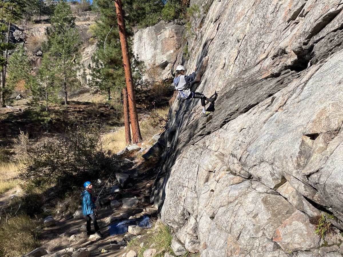 Another great trip with the Outdoors Club! This time students were rock climbing at the beautiful Skaha Bluffs. #SESSProud