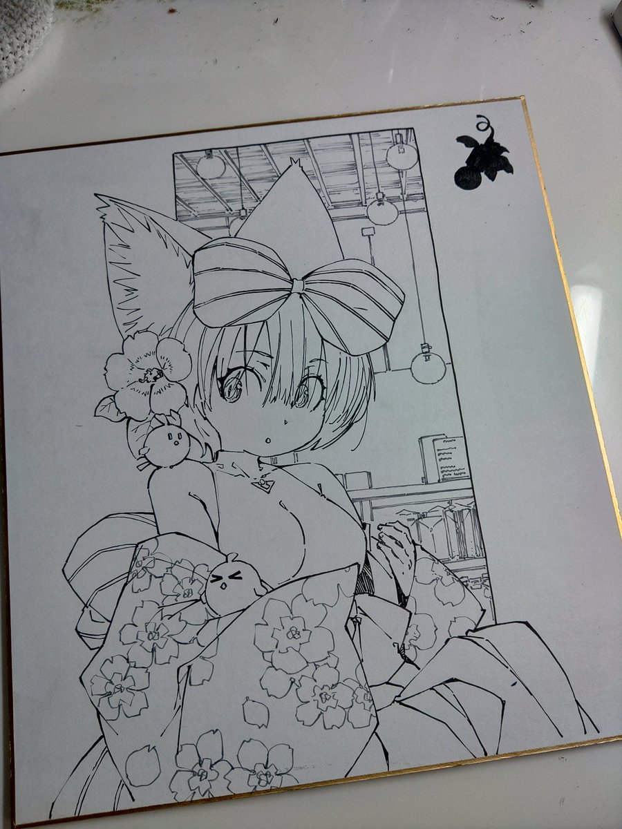 玉鳥と電球と丸顔の看板娘