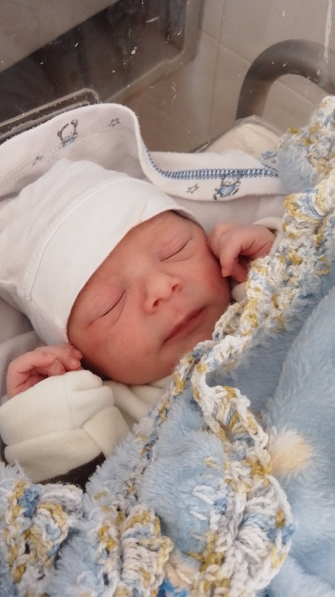 MikMedina1's tweet photo. Que me van a hablar de amor? Enamorada estoy de mi hijo💙🙏🏽🧸 https://t.co/qio2nveehS