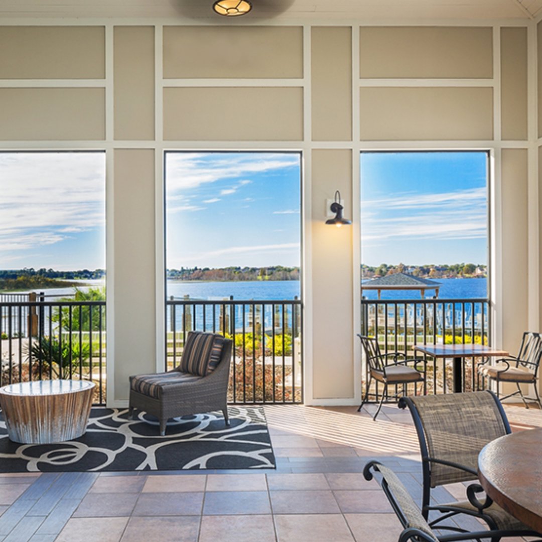 lake_vue's tweet image. Fall into coziness 🔥 There's nothing like the crisp autumn air at our outdoor lounge to make your evenings unforgettable. Grab a blanket, a cup of cocoa, and let the conversations begin 🍂
▪️
▪️
#OrlandoApartments #lakevueapartments #fallbliss #apartmentliving