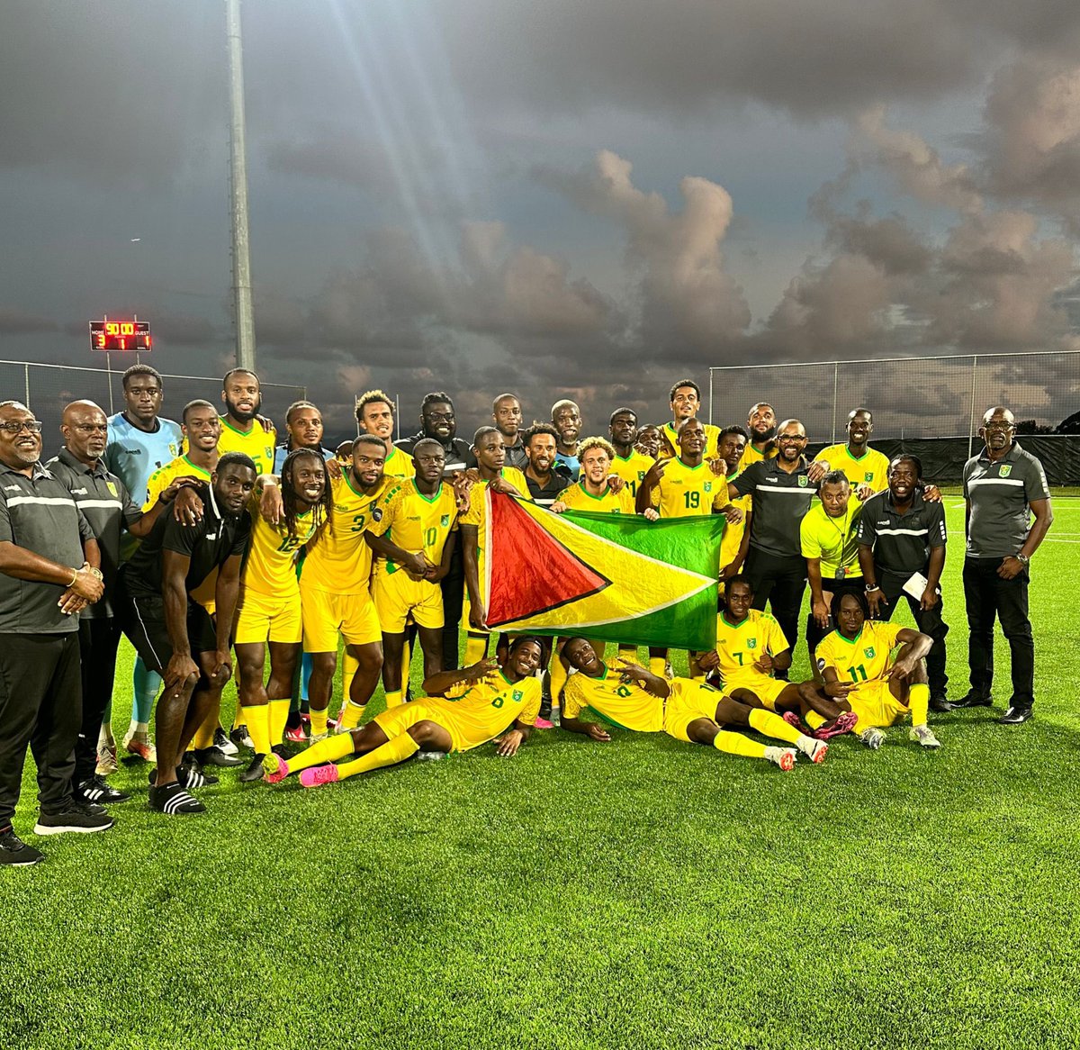 RiedohBerdien's tweet photo. Fantastic Physical Performance again from this group of players @OfficialGFFInc 
2 Matches in 3 Days - 6 Points Top of the Table against a tough @FPFPuertoRico Team

#PeriodizationFitnessTraining 
#TacticalConditioning
#FIFAWindows
#NationalTeam🇬🇾 https://t.co/4l77nVxoQH