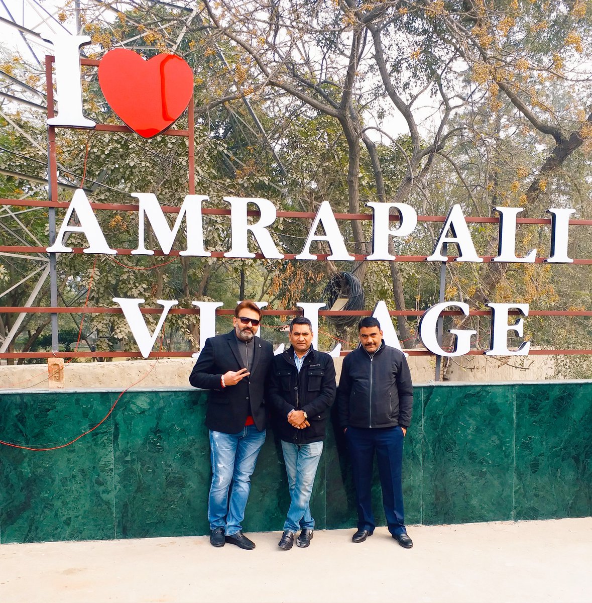 AMRAPALI VILLAGE APARTMENT #AVIANS! 🪷 tweet media