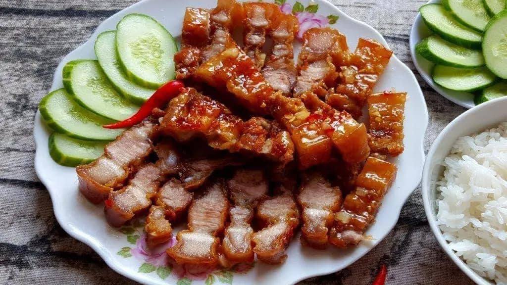 thuyquynh96x's tweet photo. Mấy món này mà trời mưa như thế này làm ăn thì cháy cơm quá cả nhà ơi
chúc cả nhà ăn trưa ngon miệng nhé
#foodfriday #foodlover #food #MONEY #mbbc #FoodieBeautyAnimalAbuser #momlife https://t.co/BEIPHDv6KP
