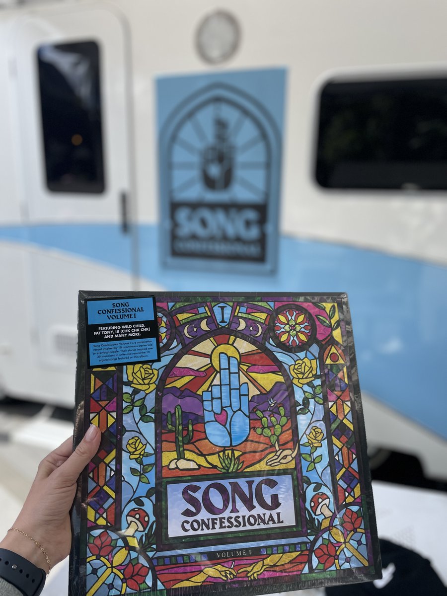 at #SXSWSydney today – the Song Confessional caravan was just so bizarre and kinda amazing  songconfessional.com (basically asking people to sit in and 'confess' anonymously, hearing their stories, then they get some Austin based musicians to turn those stories into songs) 🤠
