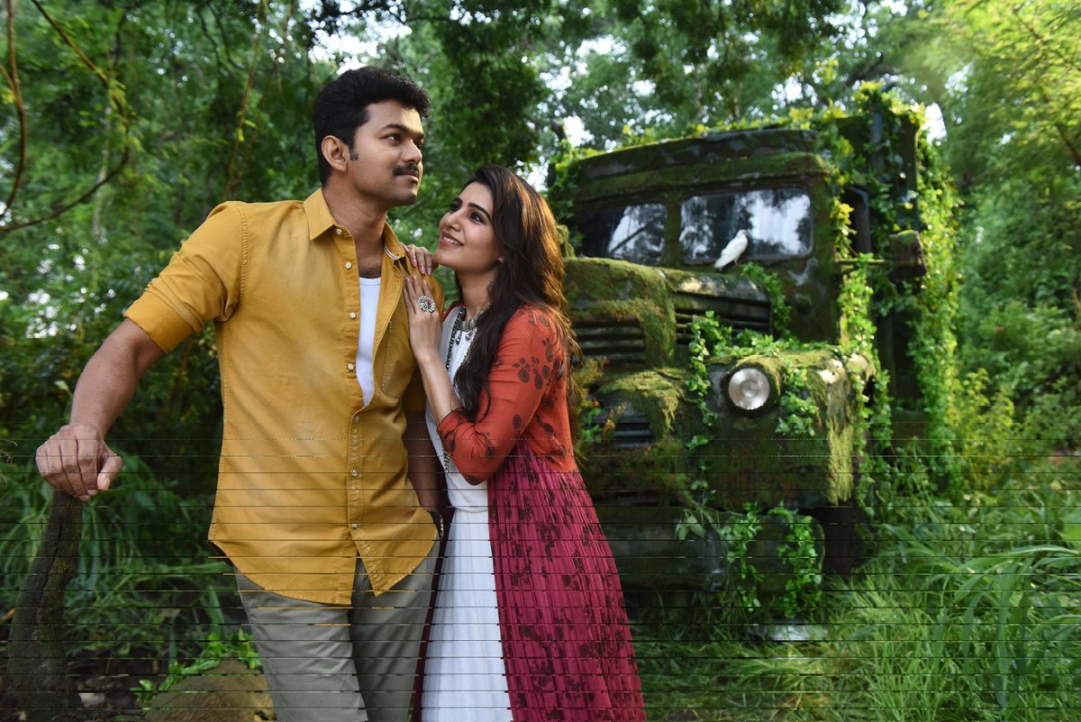 Teamtwts2's tweet photo. 6 years have flown by, but the charm of @Samanthaprabhu2 as Tara ❤️ in #Mersal remains timeless. Tara and Maaran's endearing love story continues to warm our hearts with joy! ✨
@actorvijay @Atlee_dir @MenenNithya @MsKajalAggarwal
#6YearsOfMersal #Samantha
#SamanthaRuthPrabhu https://t.co/6vpKsIr7Xu