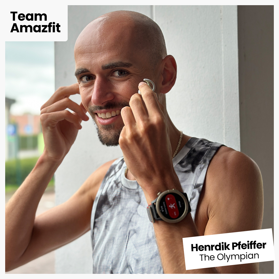AmazfitGlobal's tweet photo. 🏃 Hendrik Pfeiffer's Tip 2: Keep it entertaining! 🎧 Music &amp; podcasts can make your solo runs more exciting. With the #Amazfit #CheetahPro, your favorite audio is just a tap away. Learn more: https://t.co/8Eqaa2357R 🎶 #RunLikeAChamp #RunningTips https://t.co/fgv1PtTOZ4