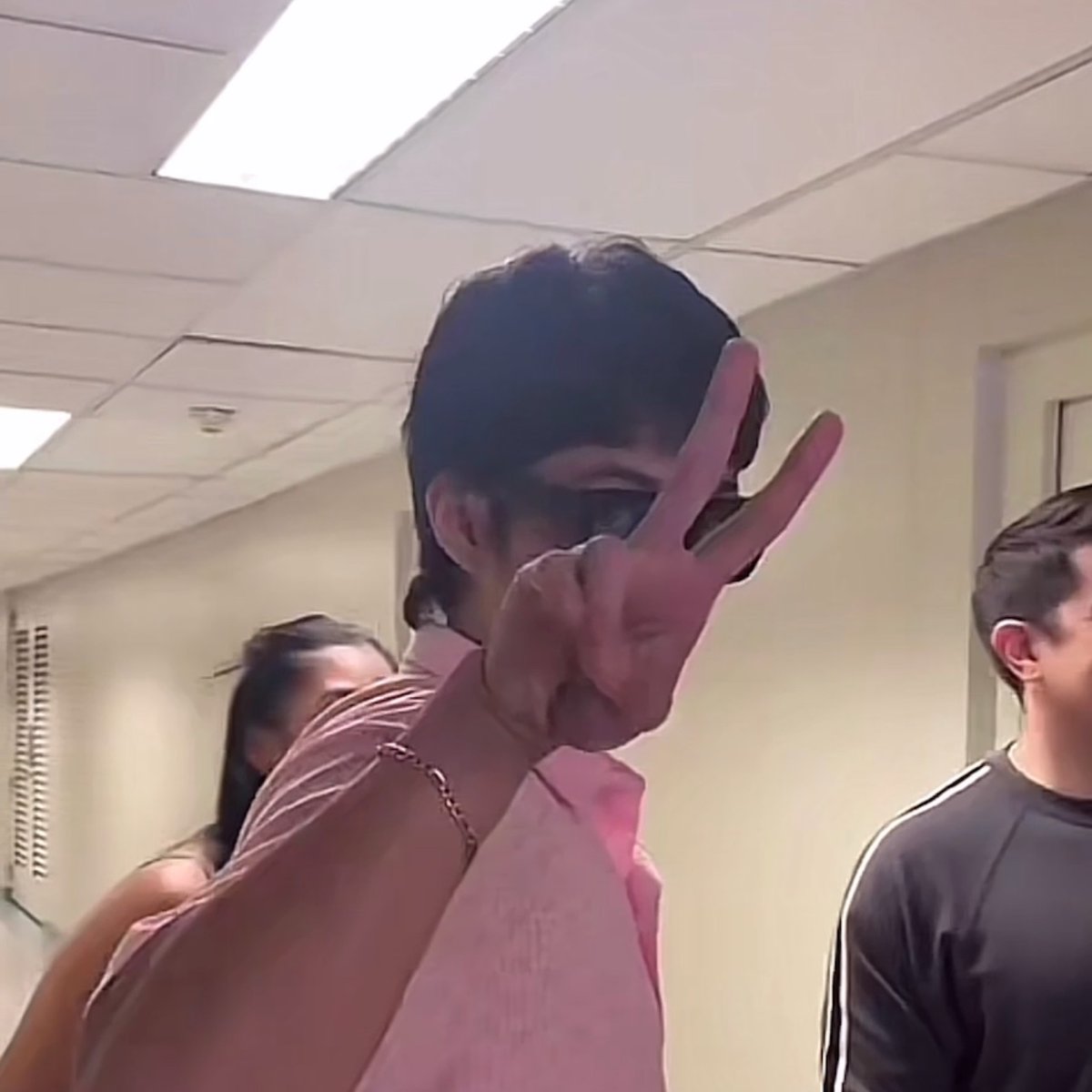 mauvebtch's tweet photo. on wednesdays we wear pink

#KyCineTheLuckiest https://t.co/TQ9GckvXPP